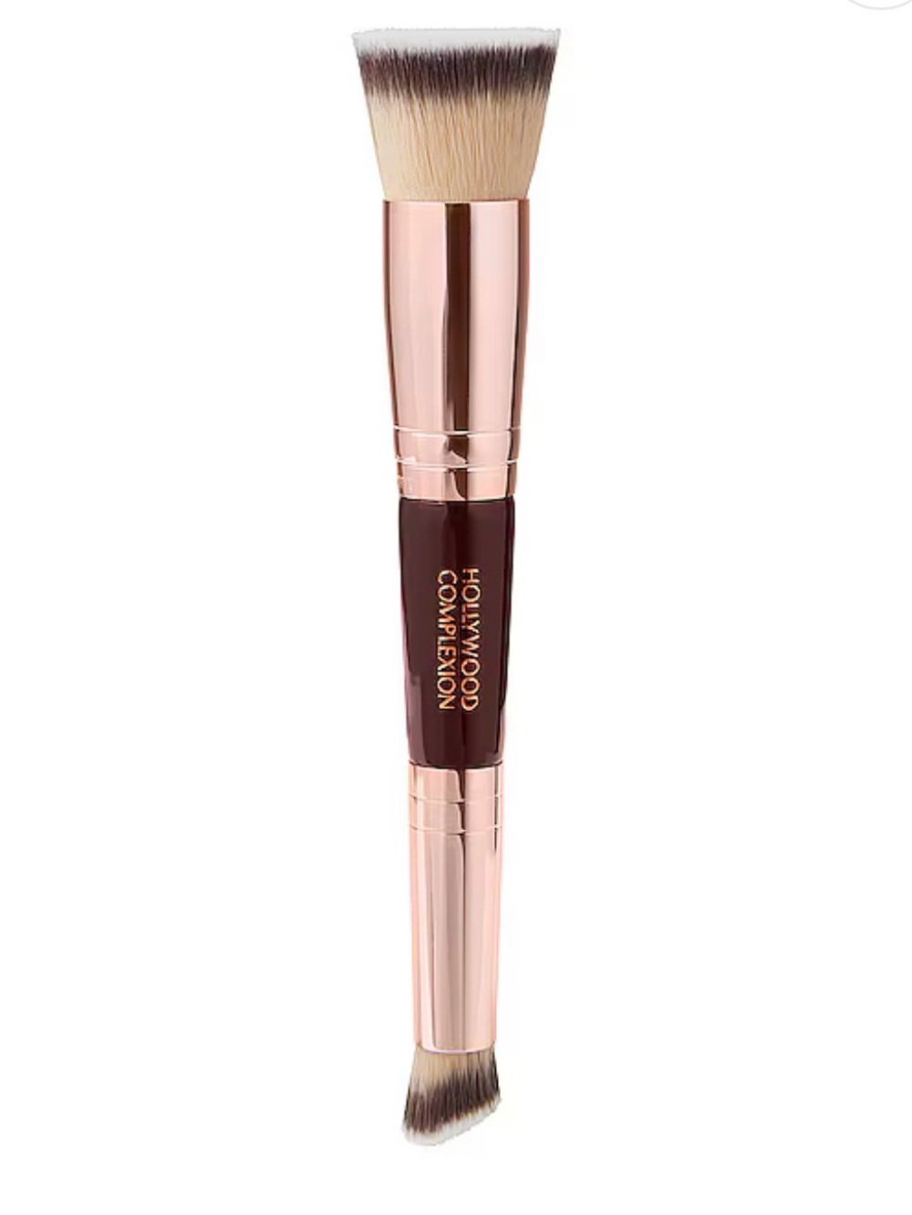 Charlotte Tilbury Hollywood Complexion Brush